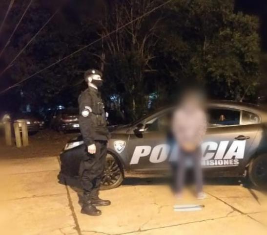 Atacó con un machete a policías y terminó detenido